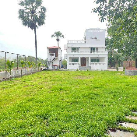 Classic Villa Palghar Bagian luar foto