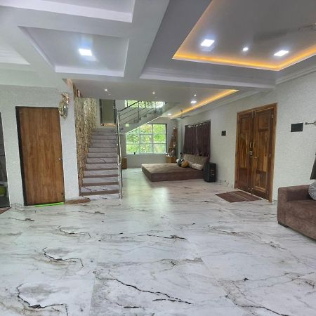 Classic Villa Palghar Bagian luar foto