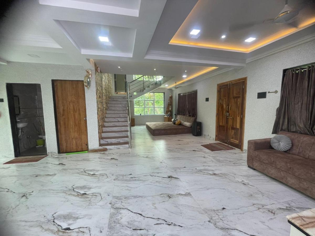 Classic Villa Palghar Bagian luar foto