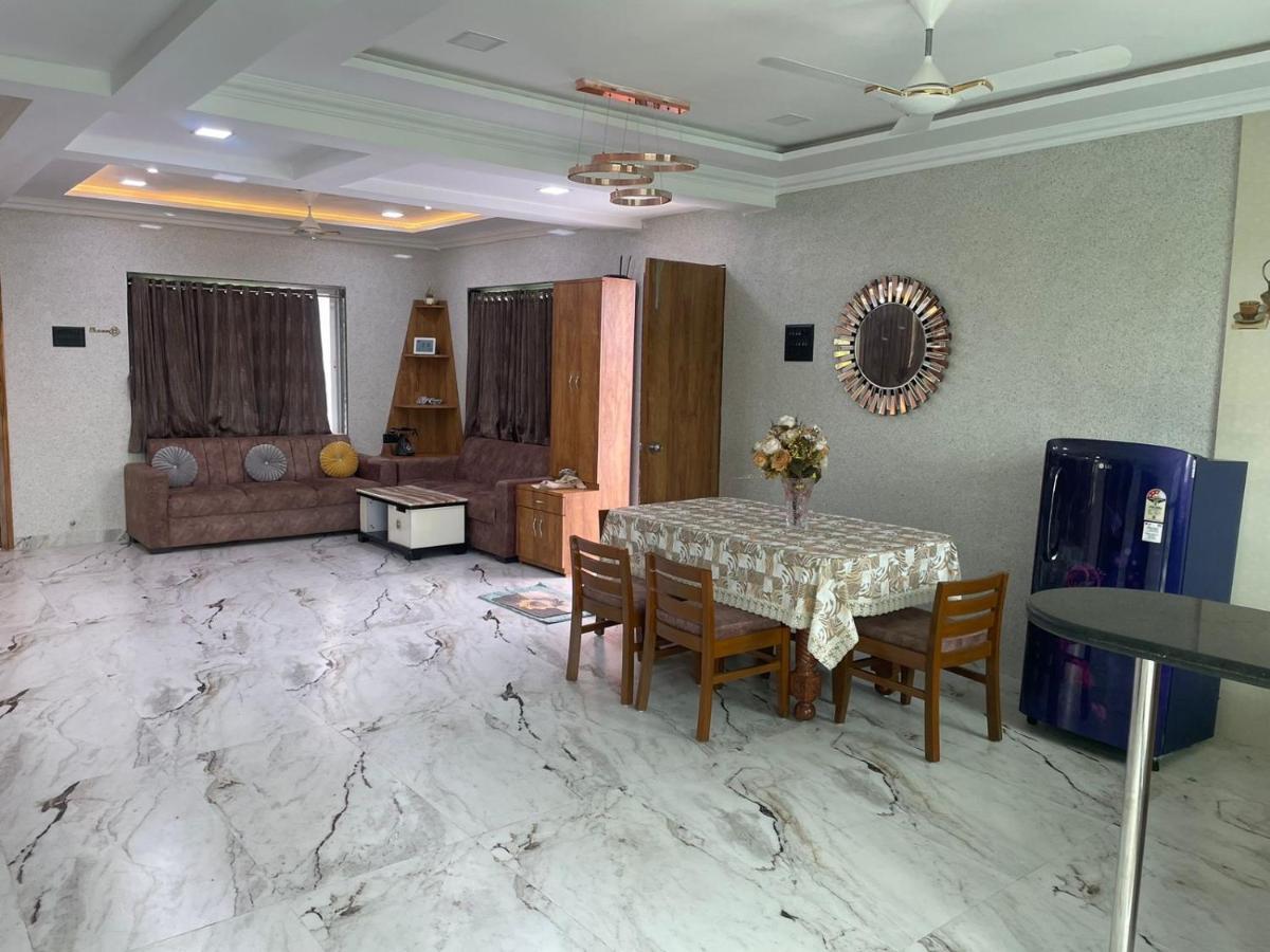 Classic Villa Palghar Bagian luar foto
