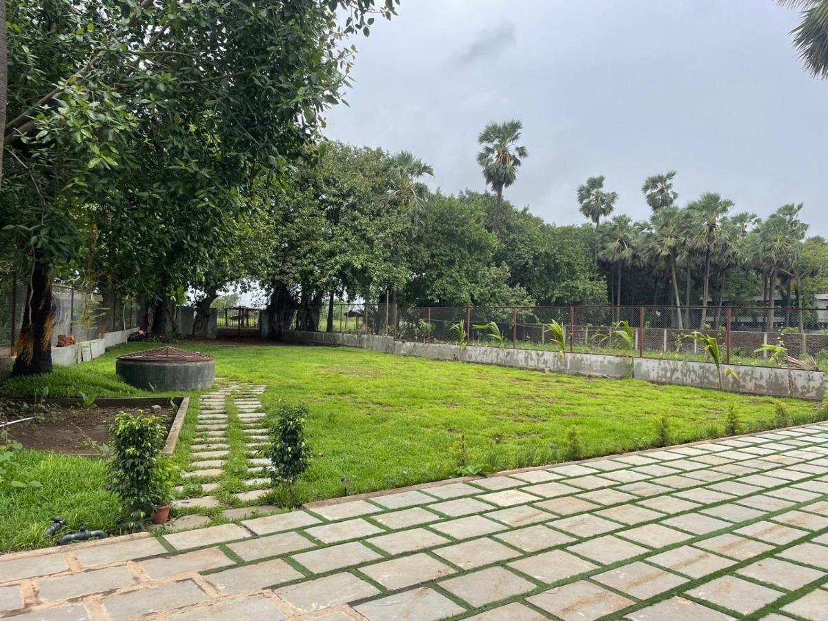 Classic Villa Palghar Bagian luar foto